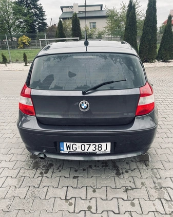 BMW Seria 1 cena 15500 przebieg: 242000, rok produkcji 2005 z Ujazd małe 326